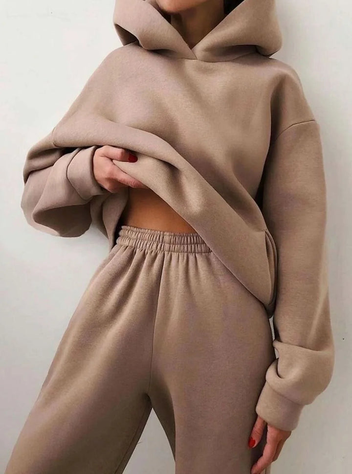 Amelie | Women's Oversized Hooded Knit Sweater with Jogging Pants Set 6