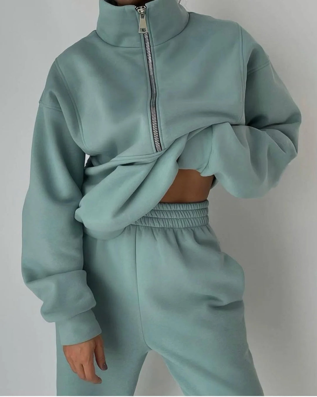 Claudia | Women's Two-Piece Lounge and Jogging Pants Set 1
