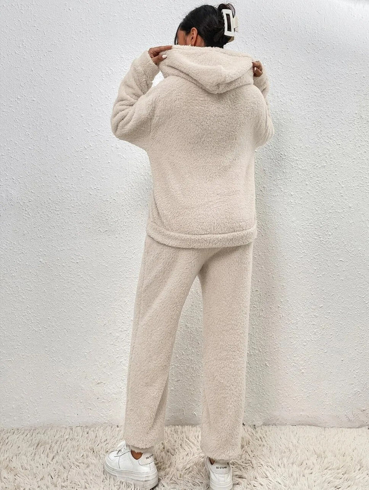 Daniela | Women's Cozy Two-Piece Sweater Set 2