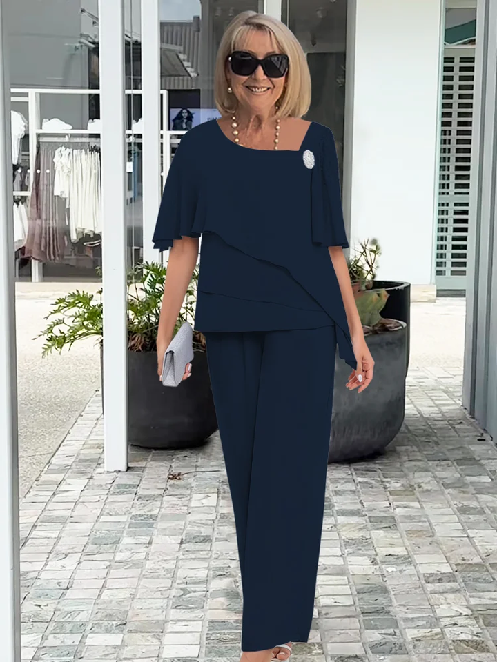 Elegant Women's 2-Piece Formal Set for Special Occasions 3