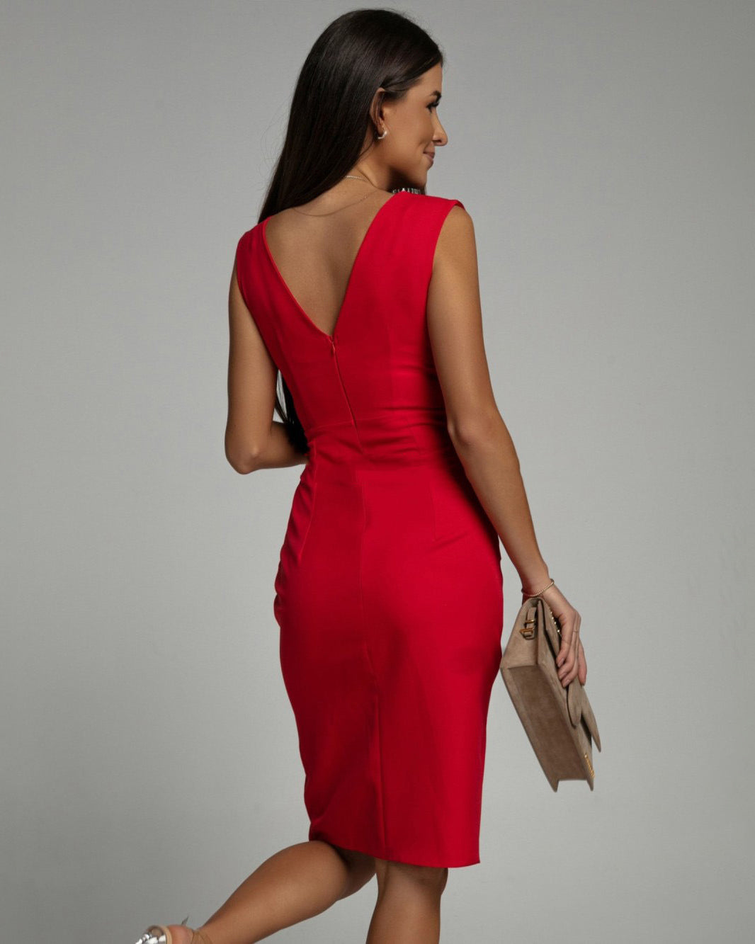 Elegant Women's Midi Dress with Defined Waist and Slender Split 1