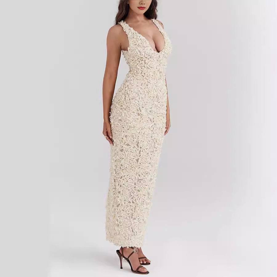 Elegant Women's Midi Dress with Lace Detail for Special Occasions 6