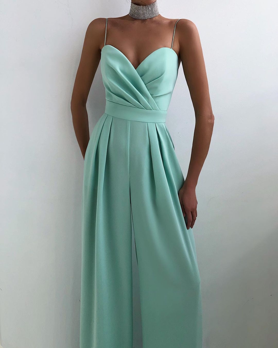 Elegant Women's Overall with High Waist and Slim Silhouette 5