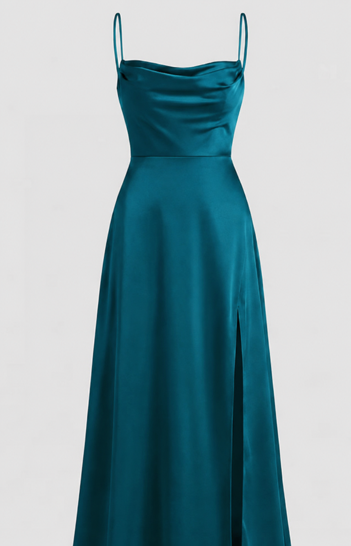 Elegant maxi dress for women with a leg slit – feminine style for special occasions and versatile combination options. 10