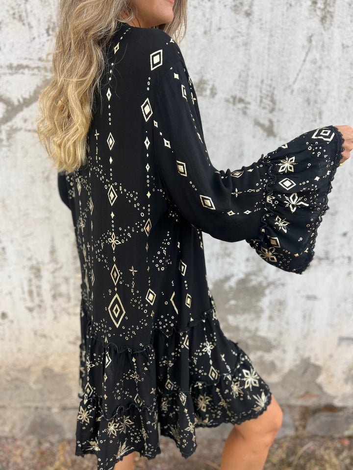 Elfriede | Women's Boho Tiered Dress V-Neck Three-Quarter Sleeves 8