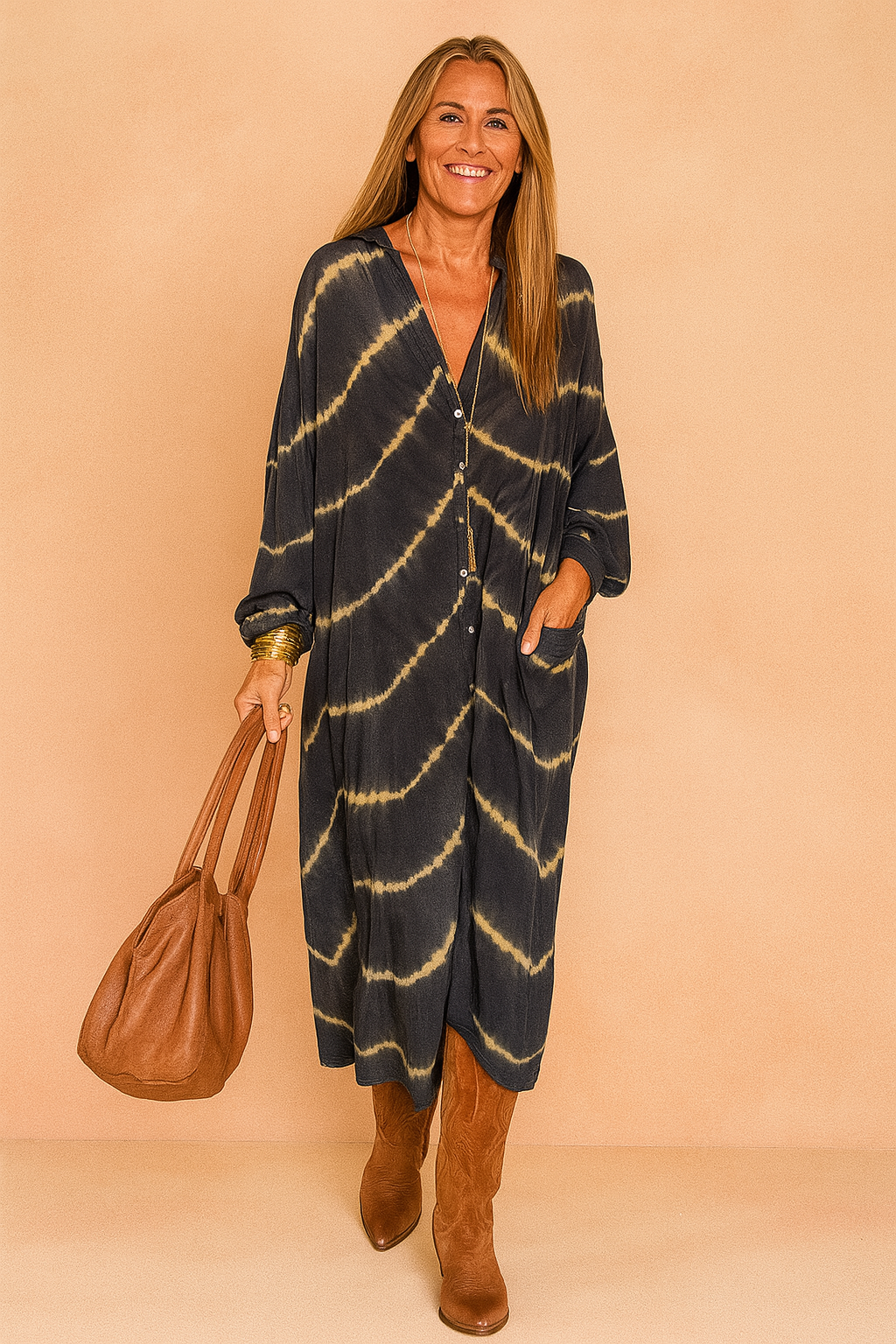 Maggia | Maxi summer dress with v-neckline 0