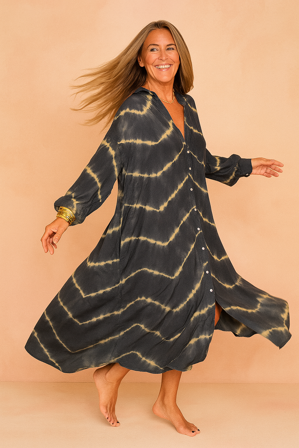 Maggia | Maxi summer dress with v-neckline 1