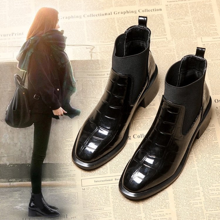 Orthopedic Ankle Boots for Women with Arch Support and Comfortable Medium Heel 1