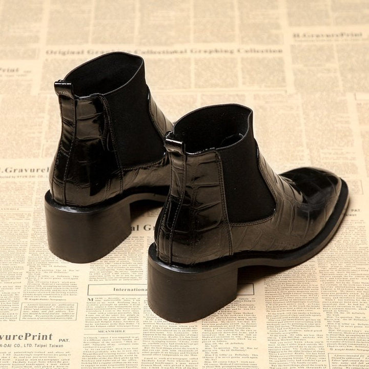 Orthopedic Ankle Boots for Women with Arch Support and Comfortable Medium Heel 3