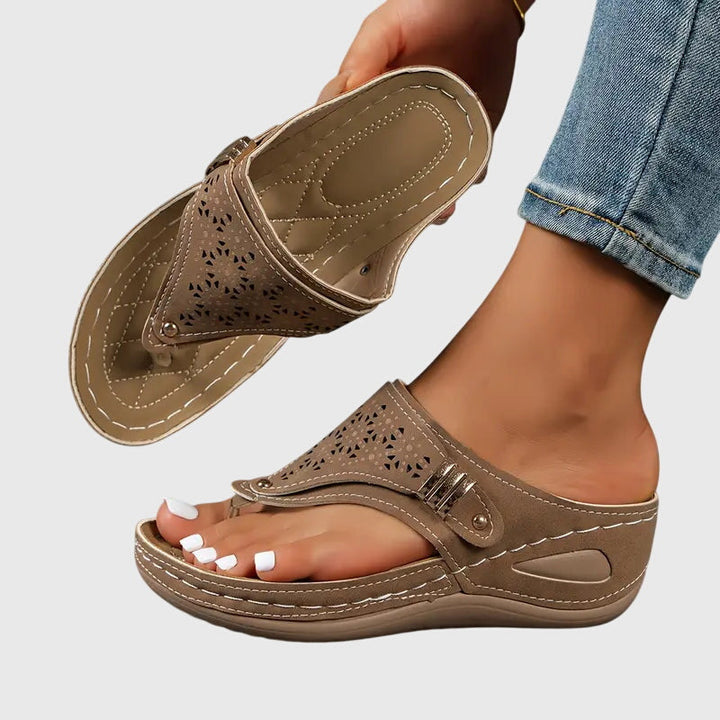 Orthopedic Sandals for Women | Arch Support & Comfort 1