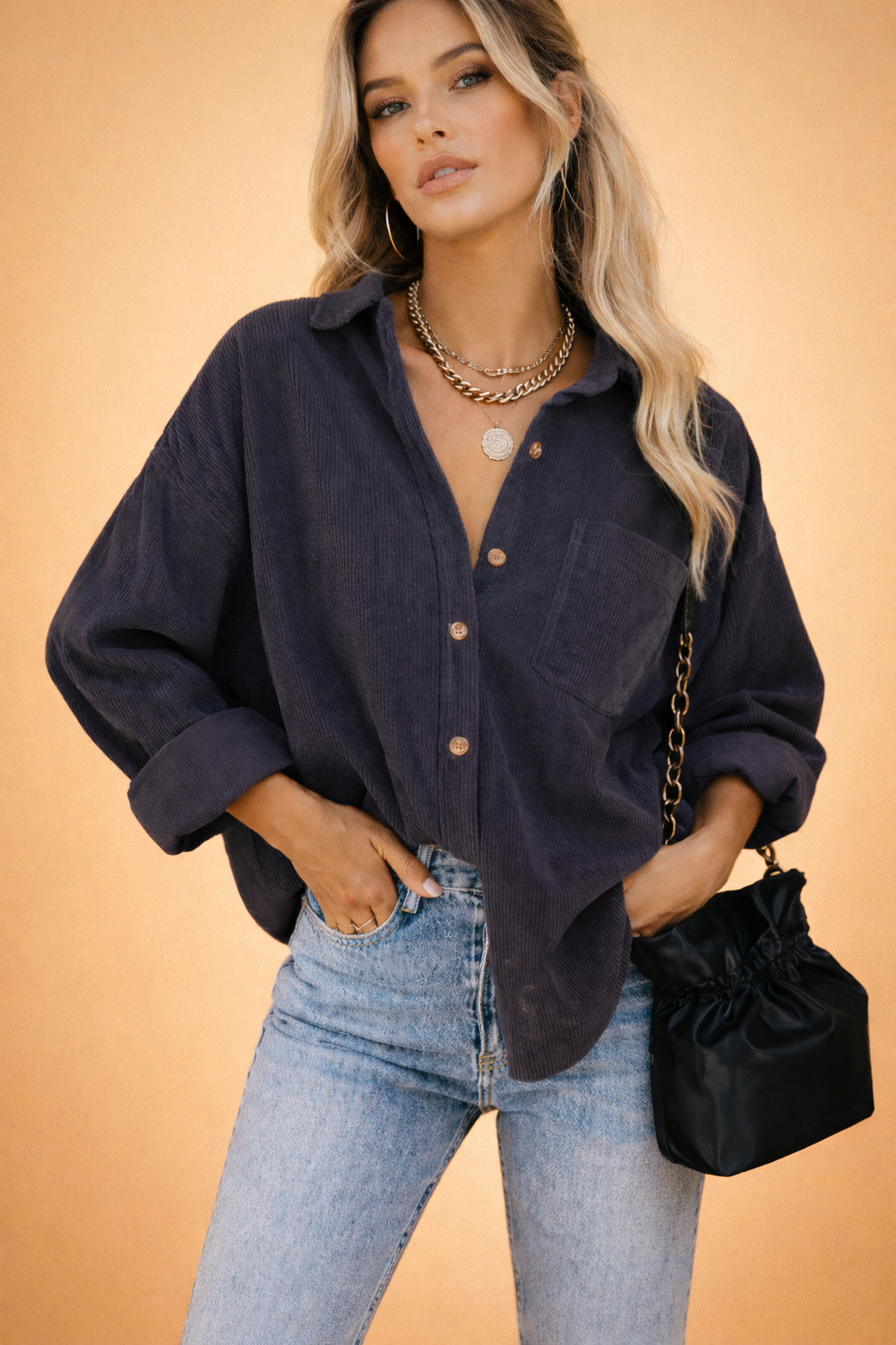 Oversize Women's Blouse with Classic Collar - Casual Everyday Style for Effortless Fashion 1