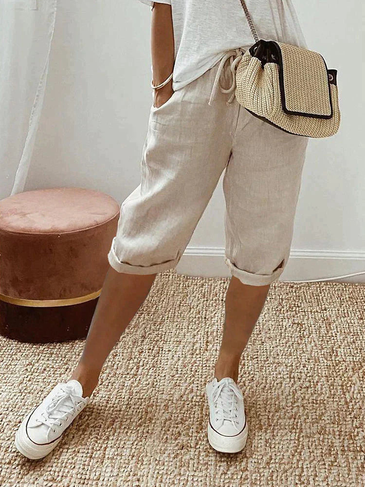 Stylish Women's Knee-Length Pants for Everyday Comfort and Relaxed Fit 1
