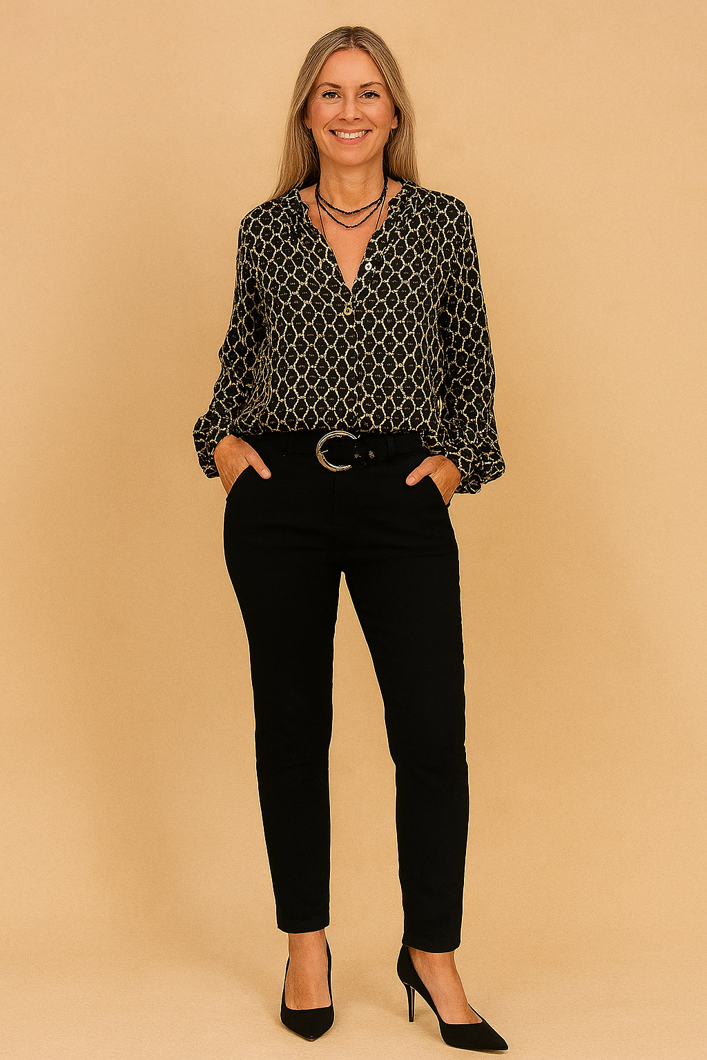 Stylish Women's Long Sleeve Blouse with Elegant Neckline and Modern Print for Versatile Occasions 0