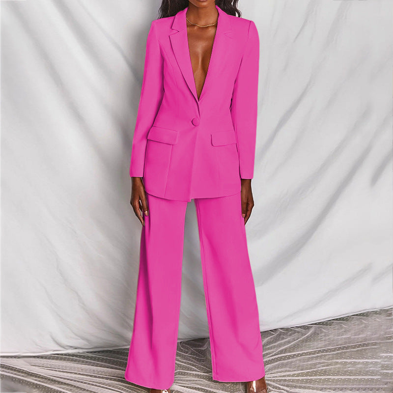 Tailored Women's Blazer and Trousers Outfit for Professional Style 11