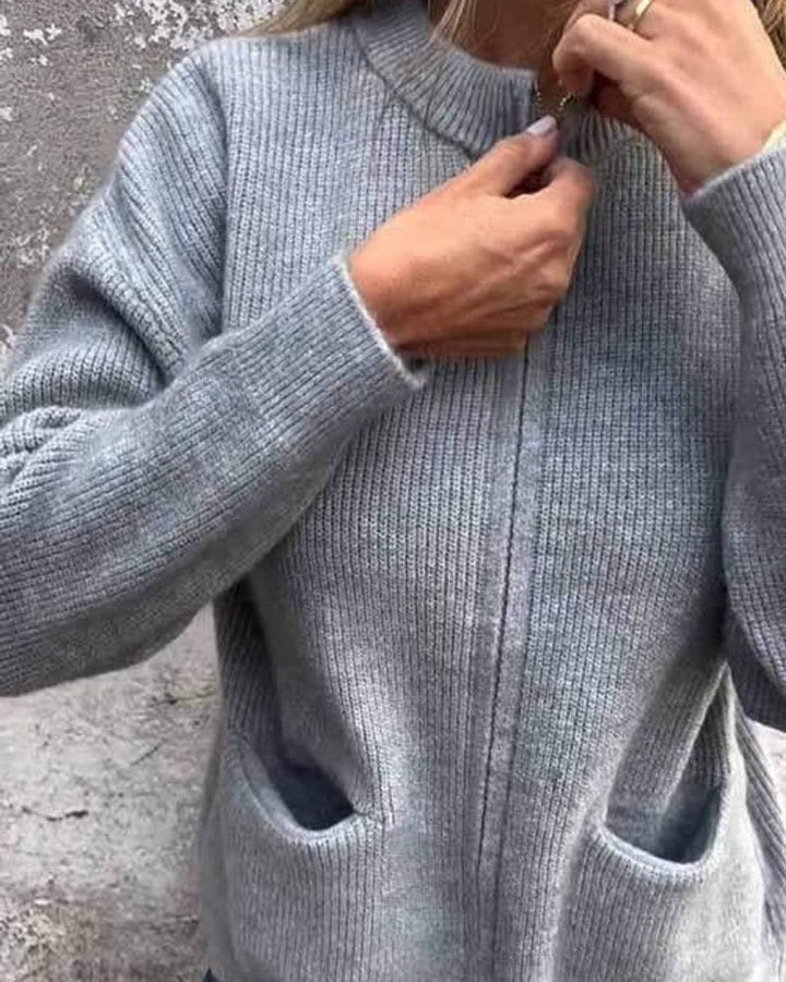 Women's Loose Fit Black Cardigan Sweater with Zipper and Front Pockets for Casual Everyday Wear 3