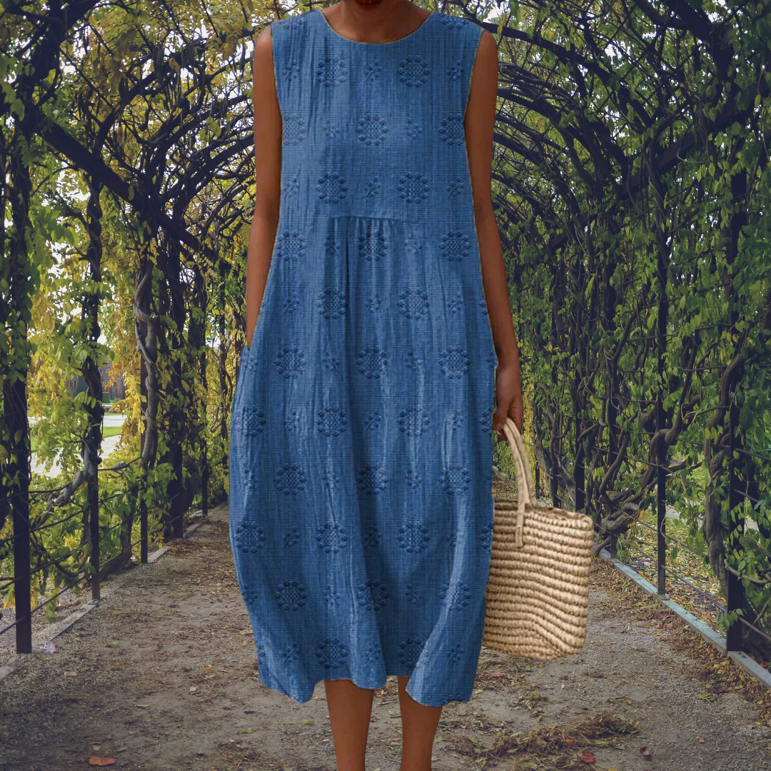 Women's Sleeveless Midi Dress with Textured Dot Pattern for Warm Weather 1