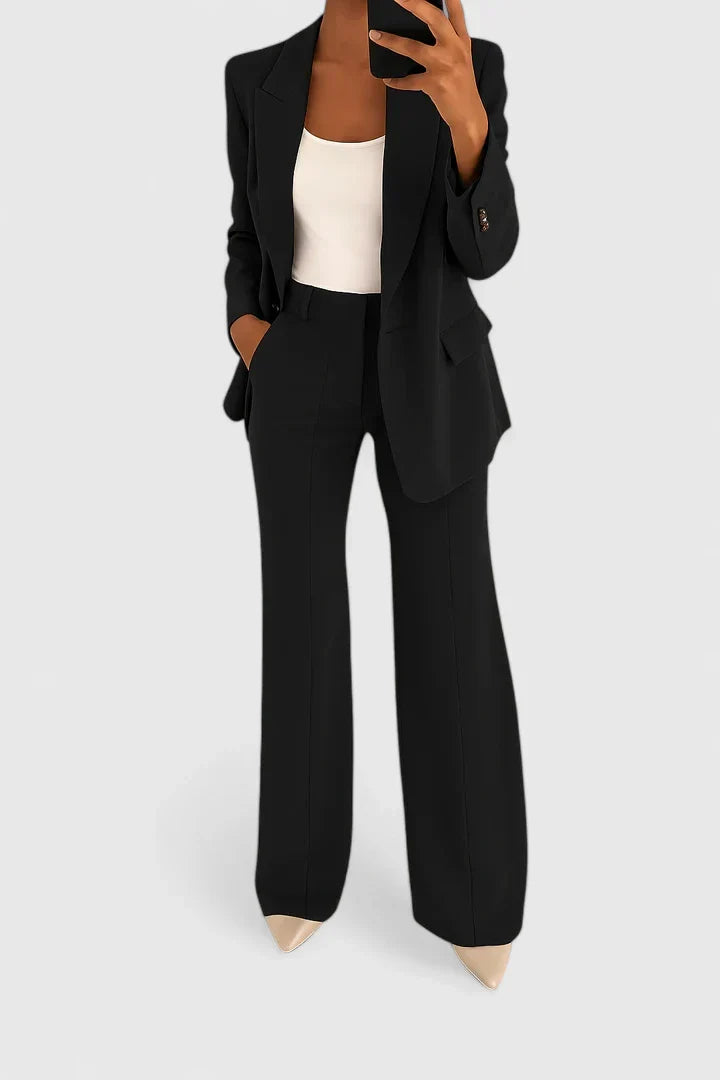 Yvonne | Women's Tailored Blazer and Trousers Set 1